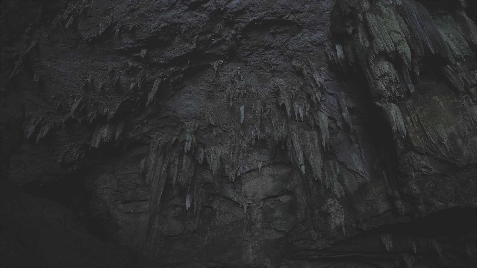 Lod Cave Trip - Decke der Tropfsteinhöhle in Pai